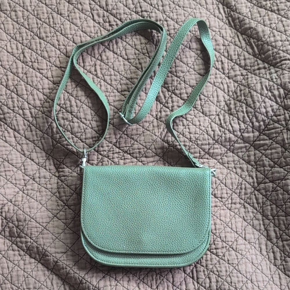 Thirty-One Green Crossbody Bag with Adjustable Strap and Flap Closure